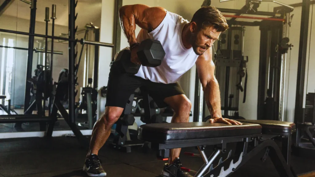 Chris Hemsworth weight by biomaxs.com